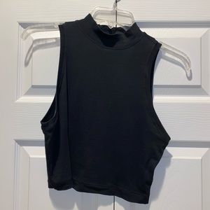 Lululemon mock neck cropped tank